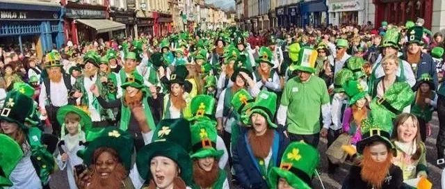 为什么爱尔兰人喜欢带绿帽子？在爱尔兰生活，这些“奇葩”生活习惯，你要了解！