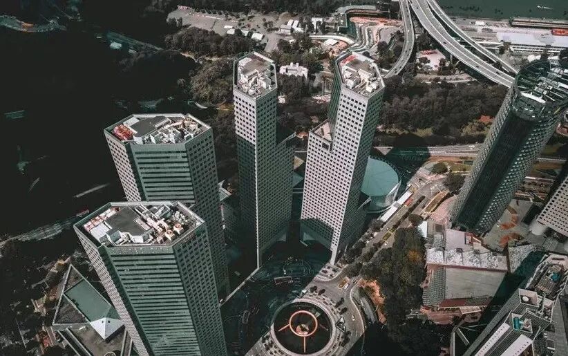 刚刚！中国富豪花3880万在新加坡买下李嘉诚一整层楼！