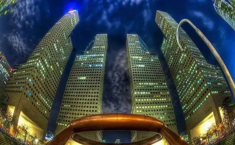 刚刚！中国富豪花3880万在新加坡买下李嘉诚一整层楼！