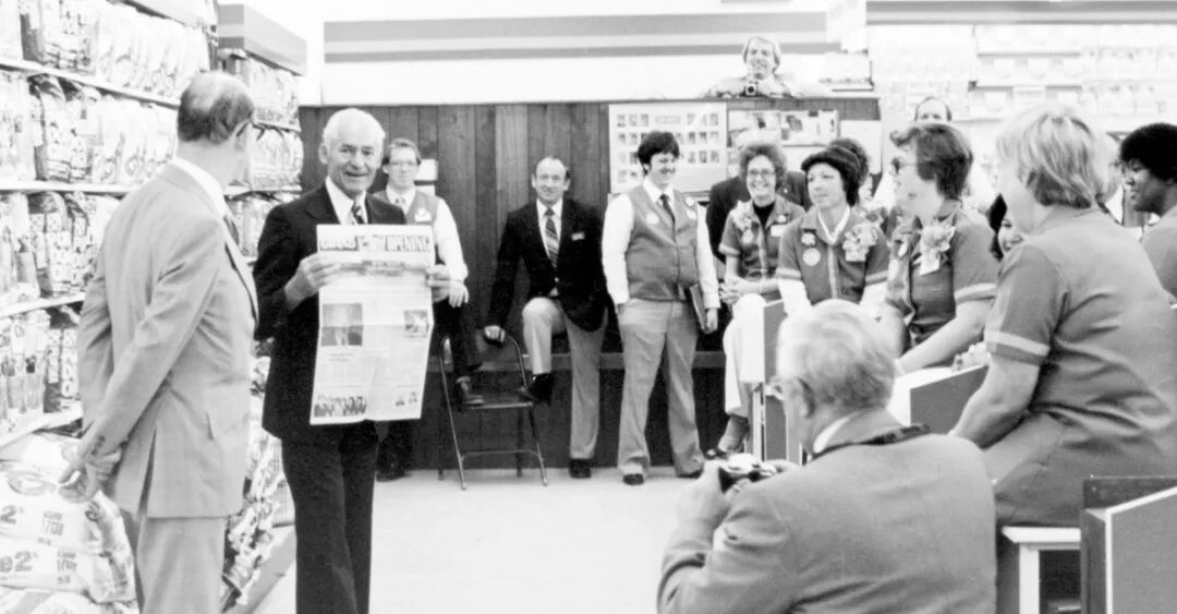 全球百强企业沃尔顿家族的财富传承启示