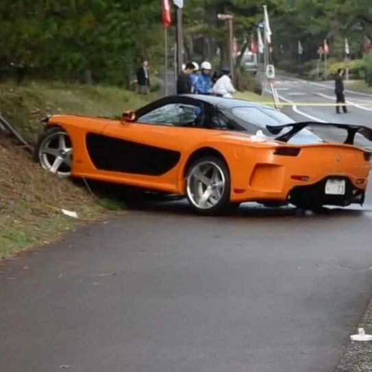 刹车失灵不知如何应对？记住这几点能保命！