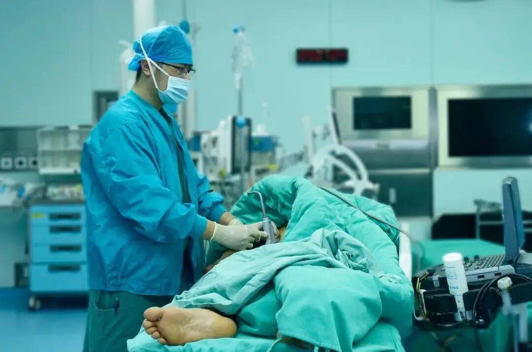 硬膜外和全麻怎么区别什么是硬膜外复合全麻？使用这种麻醉方式都有哪些优点和效果？_https://www.jmylbn.com_新闻资讯_第25张