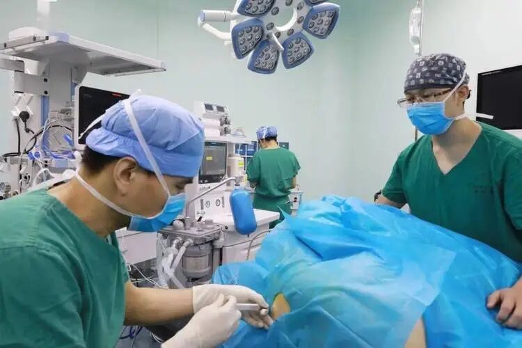 硬膜外和全麻怎么区别什么是硬膜外复合全麻？使用这种麻醉方式都有哪些优点和效果？_https://www.jmylbn.com_新闻资讯_第20张