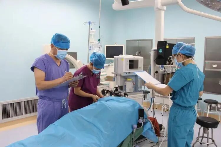 硬膜外和全麻怎么区别什么是硬膜外复合全麻？使用这种麻醉方式都有哪些优点和效果？_https://www.jmylbn.com_新闻资讯_第2张