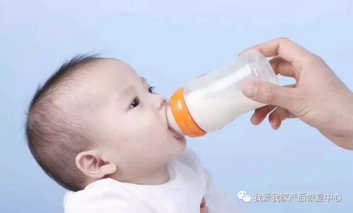 【母乳喂养】宝宝不吃乳头怎么办？10个小技巧帮你轻松丢掉奶瓶