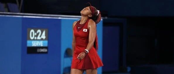 大坂直美惨遭淘汰，斯维亚泰克的痛哭、纳瓦罗的拥抱，还有那一对对鲜活的混双组合