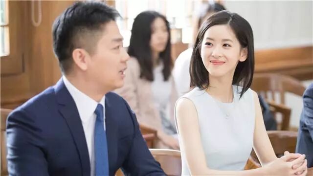 



章泽天：傻b了是最正确的姿态
