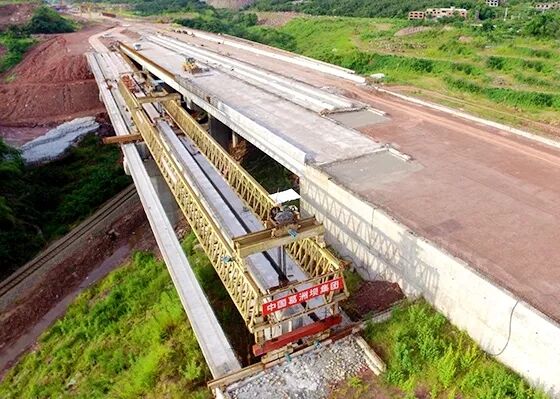 图说八月五公司好风光！(图4)