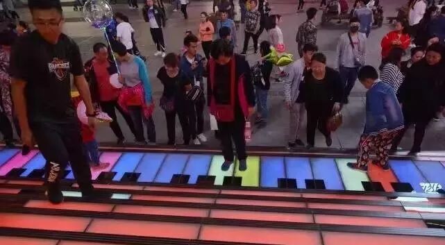 沈阳混凝土楼梯会唱歌？沈阳首个音乐楼梯，你去玩了么？|新闻资讯-沈阳顺鑫土建装饰有限公司