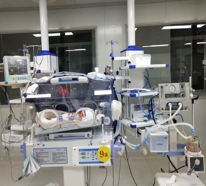 为什么新生儿抢救台【专科简介】危重新生儿救治中心——新生儿科_https://www.jmylbn.com_新闻资讯_第23张