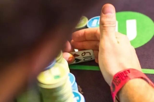 如何读牌：翻牌圈的读牌技巧