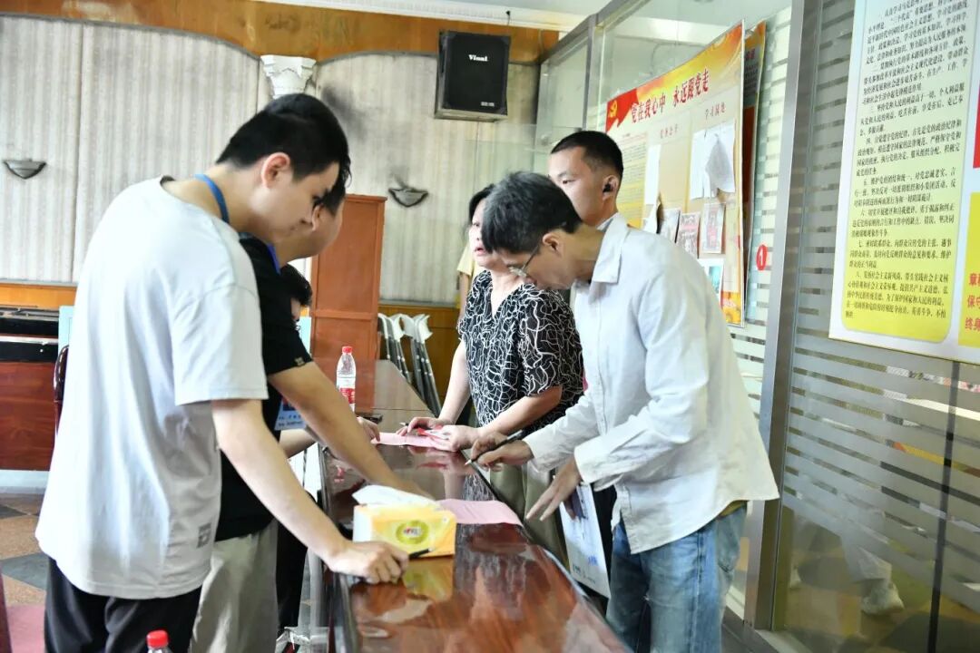 市级统筹 民生暖心｜我市365户困难家庭喜圆“安居梦
