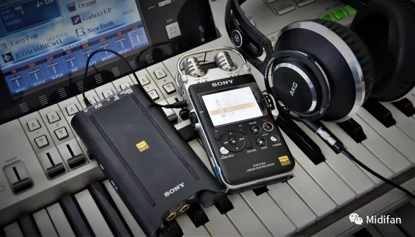 akg y50什么档次_akg耳机属于什么档次_akg耳机用什么歌曲煲耳机