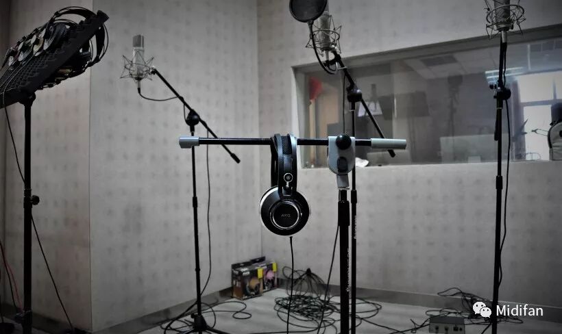 akg耳机属于什么档次_akg y50什么档次_akg耳机用什么歌曲煲耳机