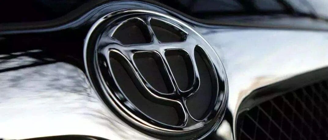 华晨为什么不值得同情？