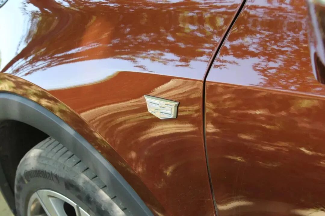 宝马的驾驶乐趣_如何利用宝马的智能系统提升驾驶效率？_宝马的驾驶感体现在哪里