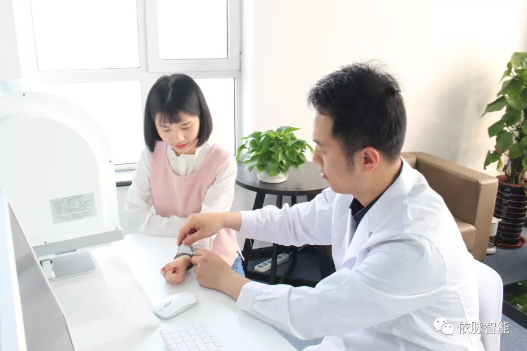 中国工程院重大咨询研究项目“人工智能在医药健康领域应用发展战略研究”启动会在京召开