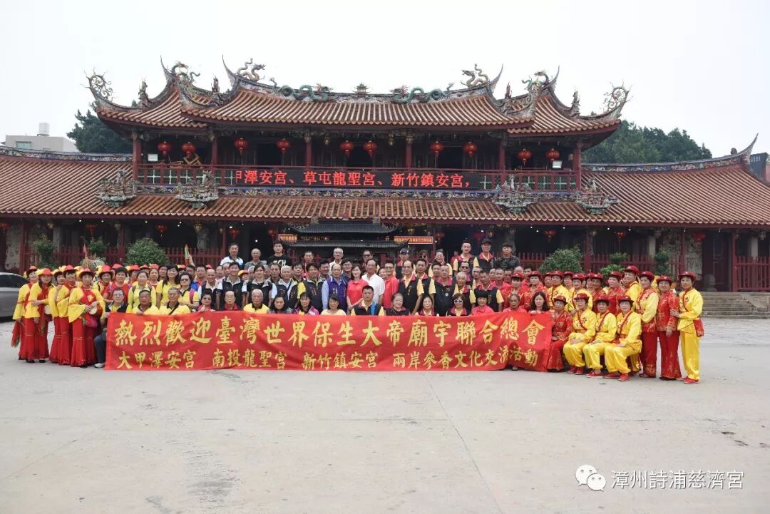 1-20120QG014347.jpg