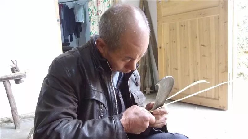 扶贫路上的“巾帼风范”