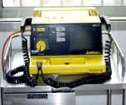 为什么选择双相波同步电复律？到底怎么回事？心电监护演示同步电复律全过程！_https://www.jmylbn.com_新闻资讯_第29张