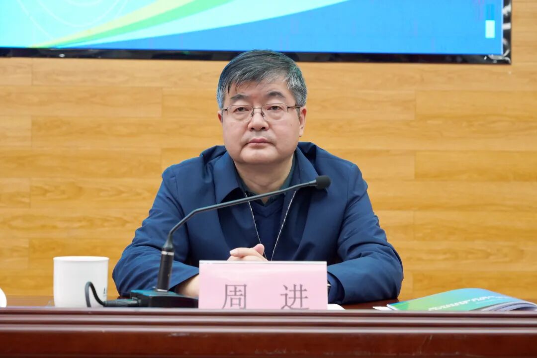 公开>政府机构>州教育局>部门信息公开目录>工作动态>文章内容周进说