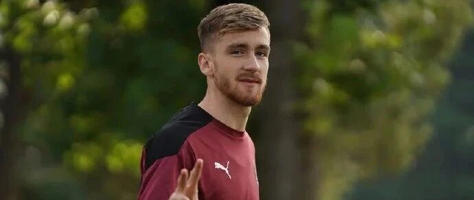 意媒丨萨勒马科尔斯的努力终得到了回报