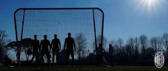 意媒丨米兰推迟前往卡利亚里，球队需要接受新一轮的新冠检测