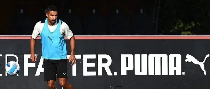 记者丨梅西亚斯首次参加米兰全队合练