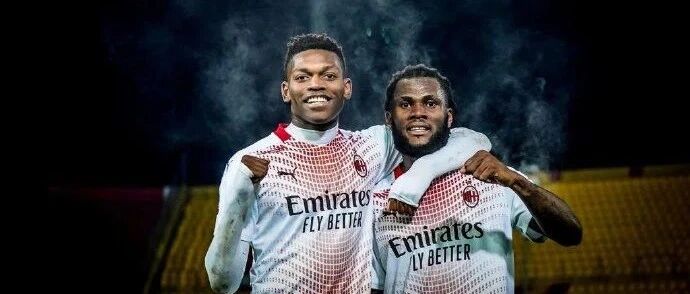 原创丨醉里挑灯看剑，梦回吹角连营