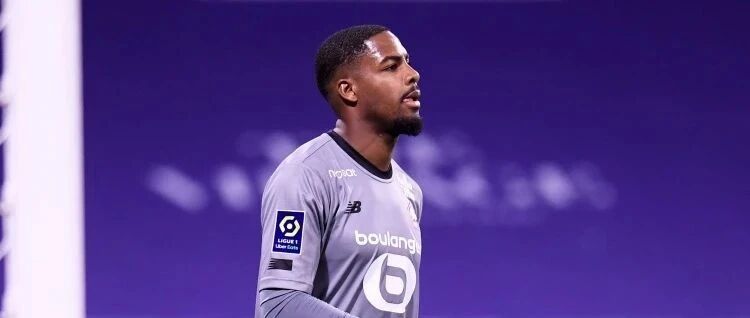 罗马诺丨迈尼昂体检！