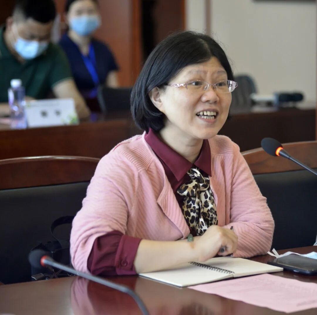 福州市医保局陈昱新处长等相关处室负责人陪同调研,我院林晖副院长及