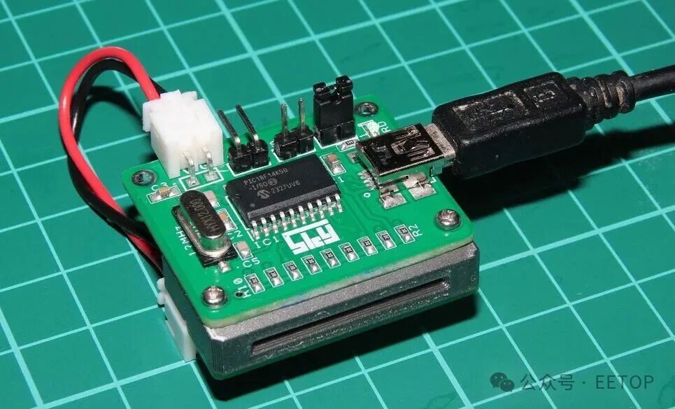 A new perforated tape reader design has been demonstrated