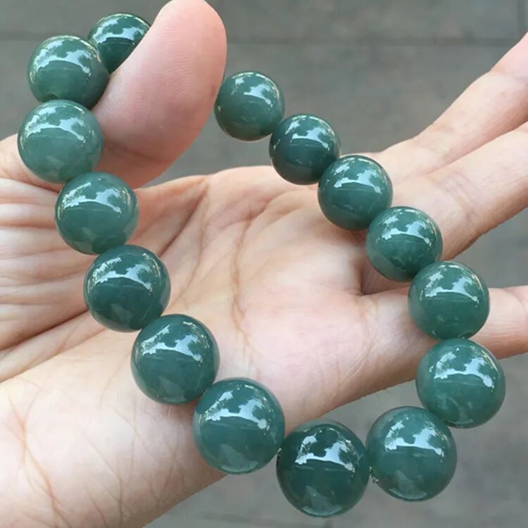 油青种翡翠怎么选看完就有答案