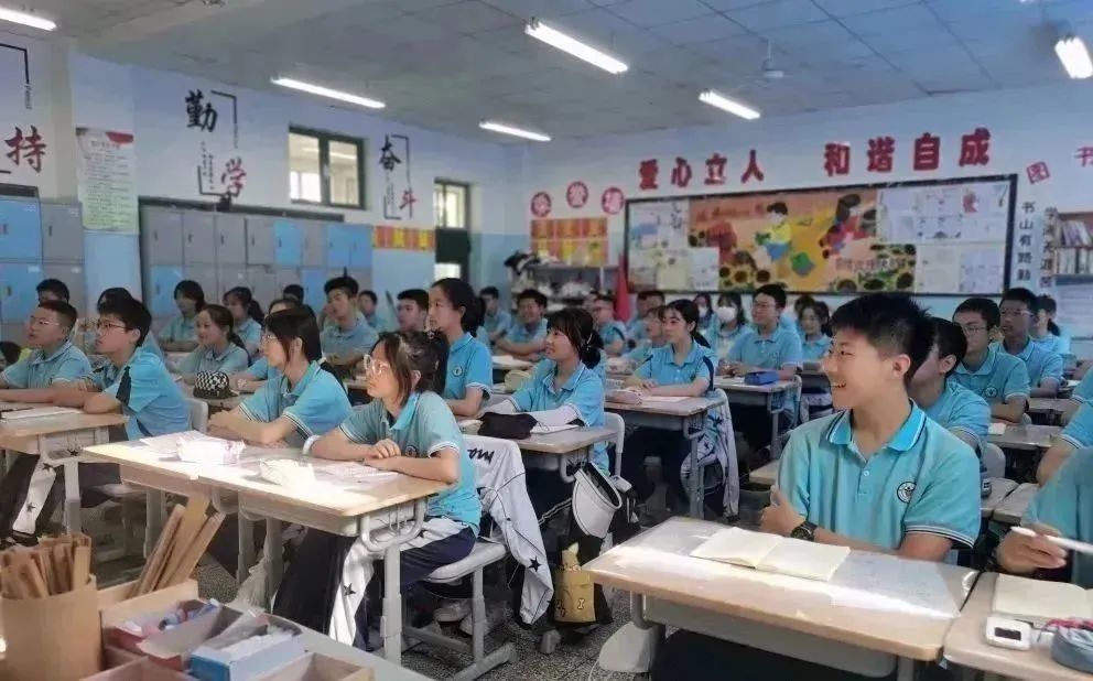 兰州东方中学初中招生简章_兰州东方中学官网_兰州东方中学