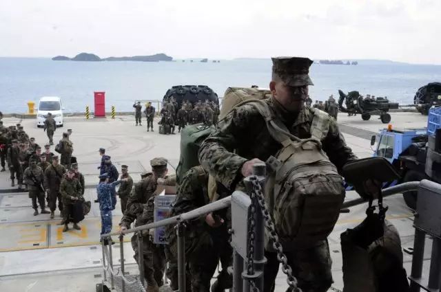 【軍武優選】美軍鼓鼓囊囊的背包裡面裝的都是什麼?
