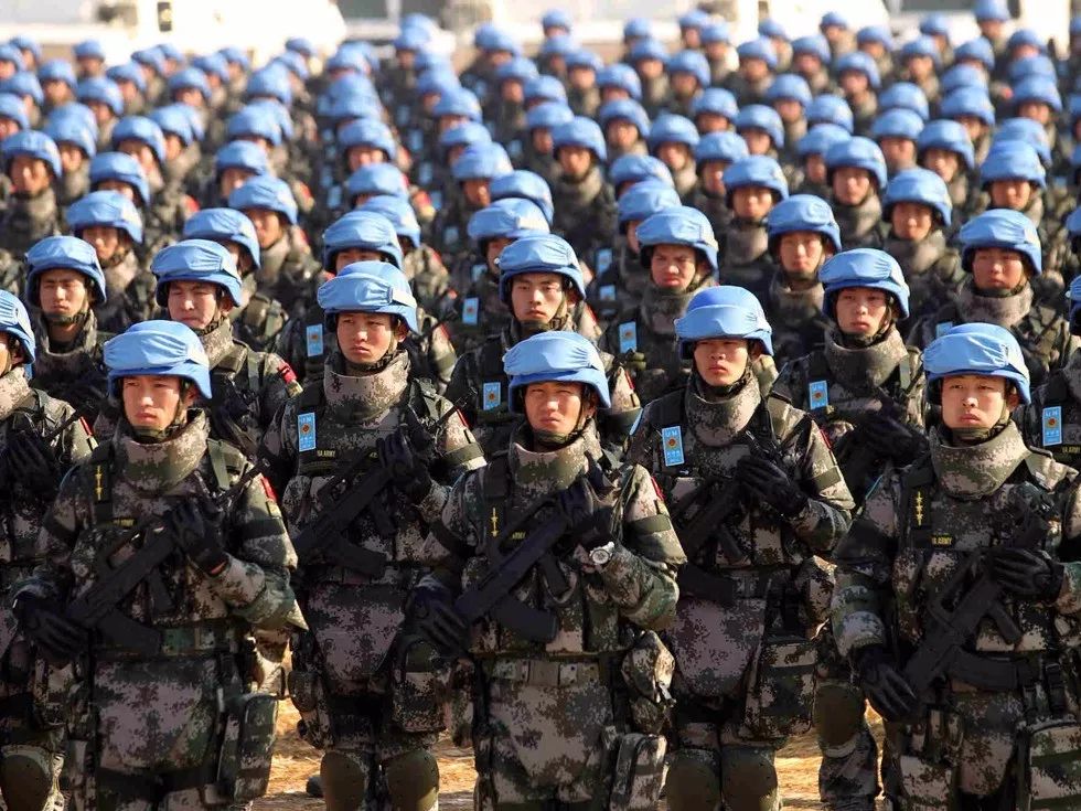 中国维和部队均身穿高等级防弹衣