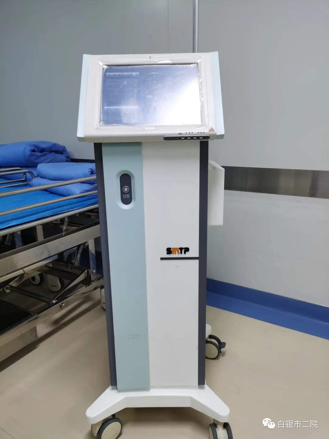 为什么骨科用摆锯白银市第二人民医院骨科二病区应用“切骨神器”超声骨刀完成一例腰椎后路减压手术_https://www.jmylbn.com_新闻资讯_第5张