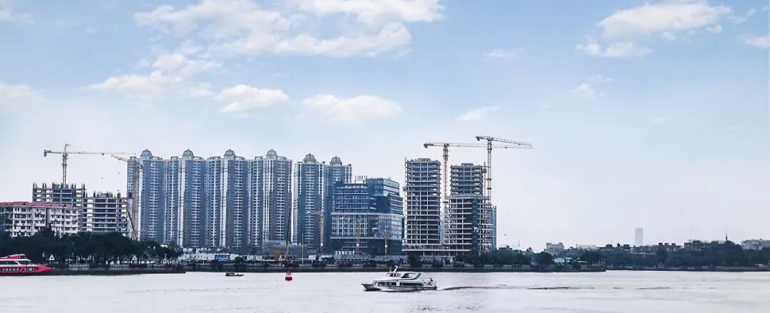 大平层干不过别墅？白鹅潭悦府*江景大平层，我看行！