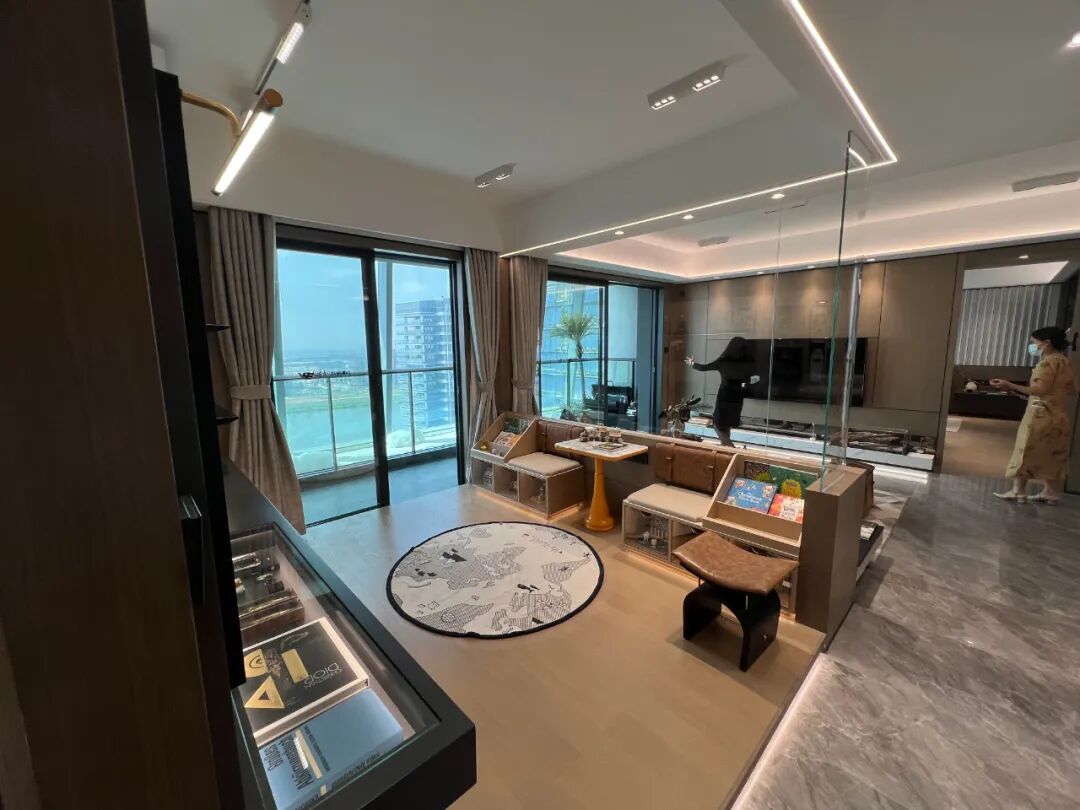 横沥岛南向望江新盘VS明珠湾地铁准现楼，怎么选？