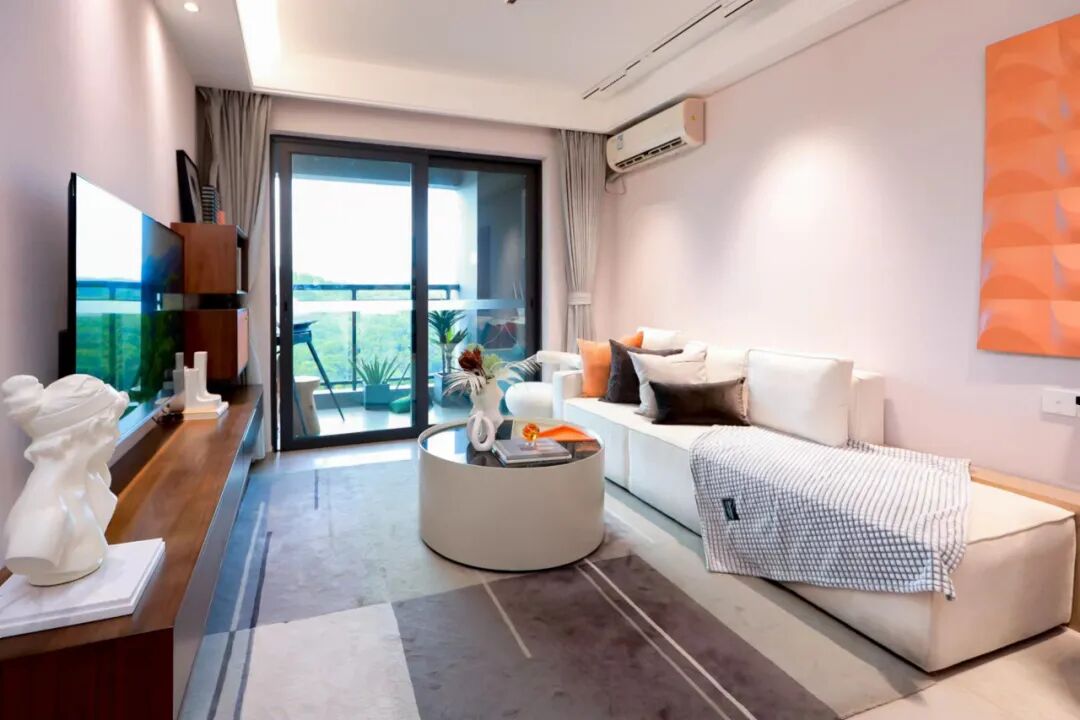 开盘10*去化8成！在平均去化3成的广州，它凭什么？