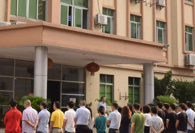 四月也要元氣滿滿！萬昌公司昨日召開全體動員晨會