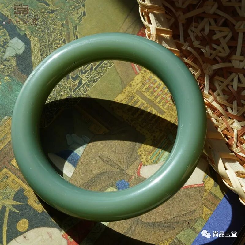 王字旁加玉石的玉念什么_王字旁加玉_王旁加玉是什么字