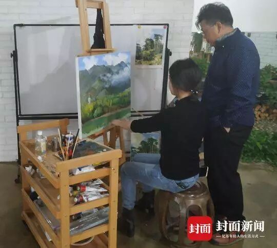 维权斗士变骗子?奔驰维权女车主:不后悔 挺牛的  