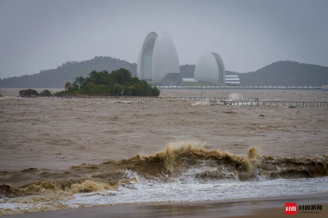广东珠海出现17级阵风