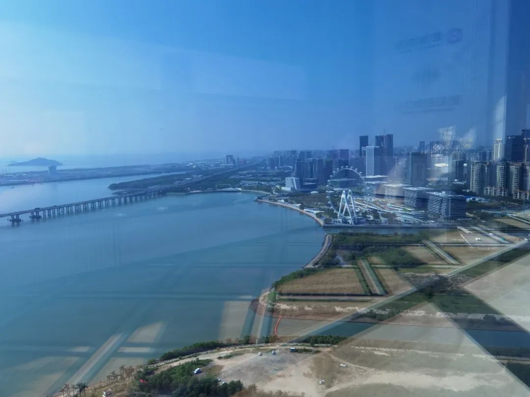 公司参加首届深港服务业与专精特新企业对接交流大会 公司参加首届深港服务业与专精特新企业对接交流大会