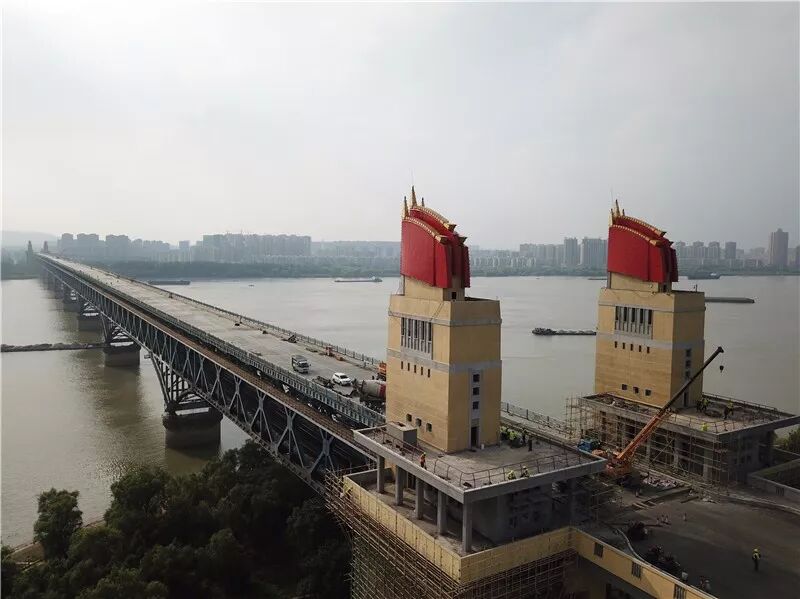 南京长江大桥封闭20个月！桥上的每个“标志”都是我思念你的理由