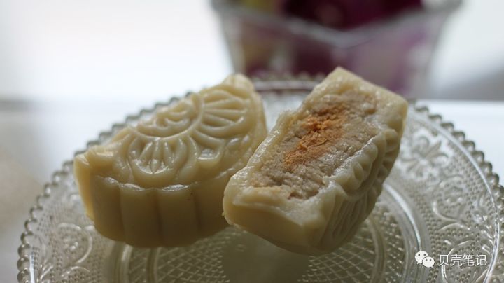 贝壳笔记二百零七莲蓉蛋黄冰皮月饼