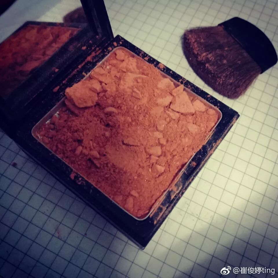 女儿才9岁，李湘就要求王诗龄带化妆品上学（组图） - 42