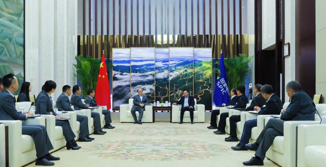 刘明胜会见阳光电源董事长曹仁贤