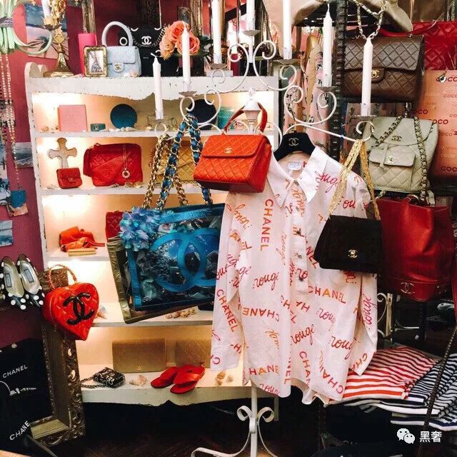 CHANEL * 1997-1999 Handbag Crocodile Red – AMORE Vintage Tokyo